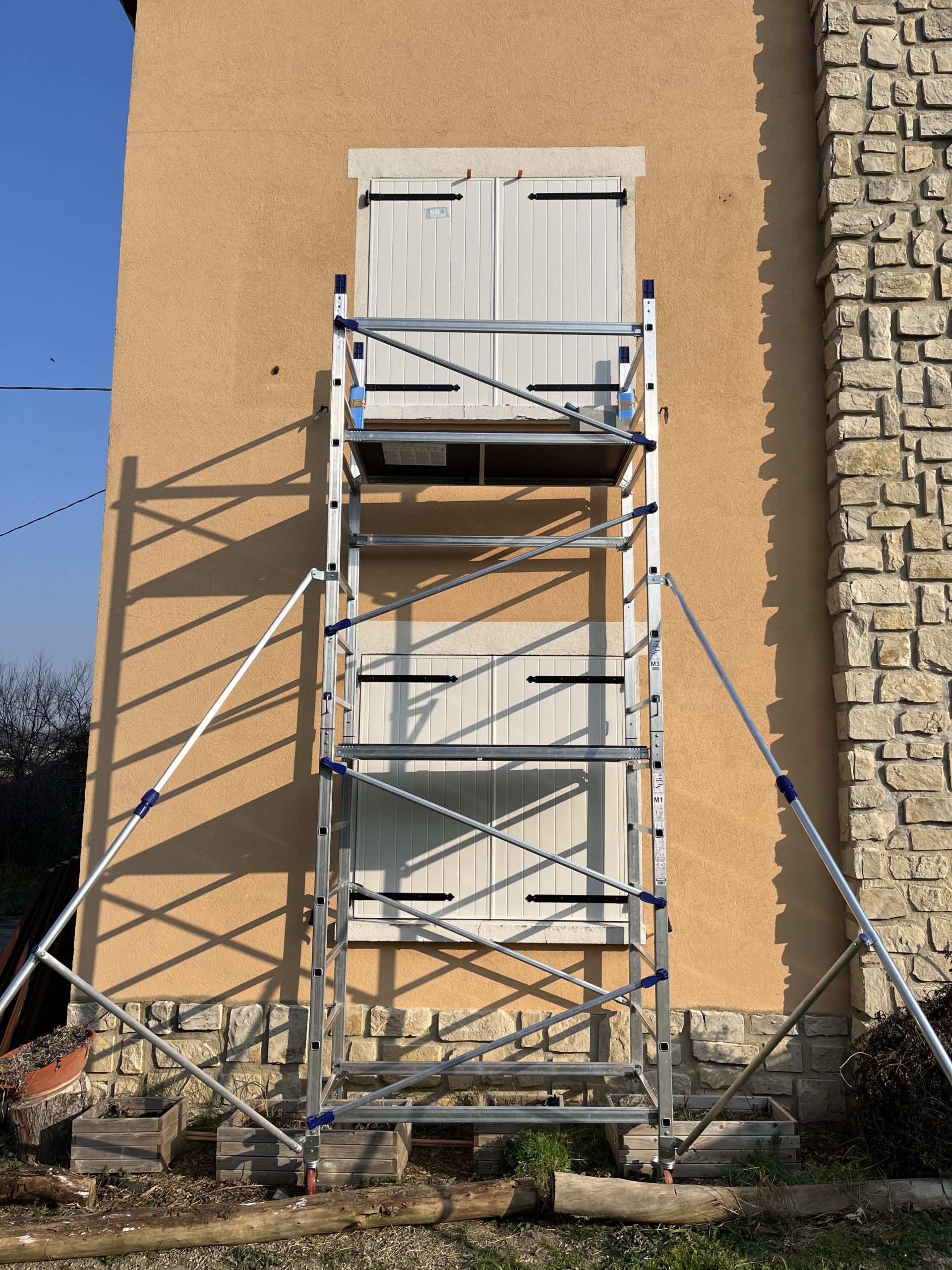 Pose de volets battants à Loriol-sur-Drôme